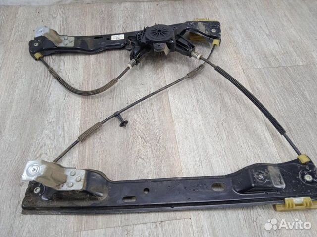 Стеклоподъемник передний правый Ford Focus 3 pnda