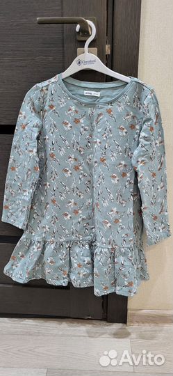 Продам пакет одежды для девочки на рост 128-134