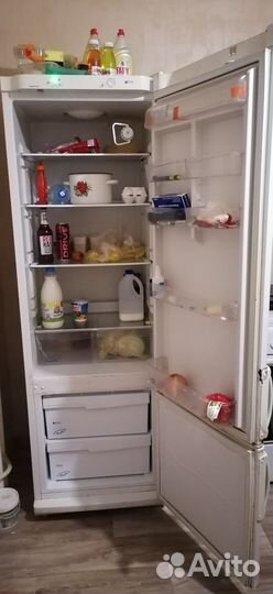 Холодильник бу pozis