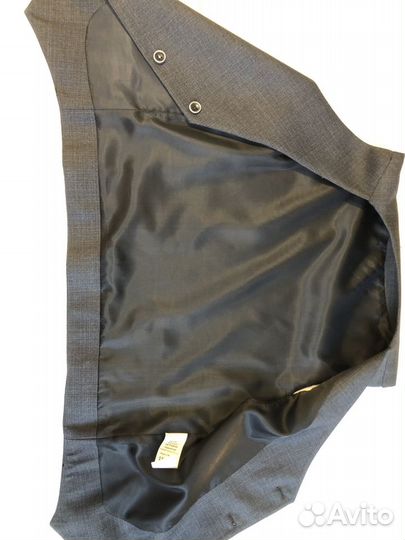 Жилетка школьная для мальчика р152(новая)