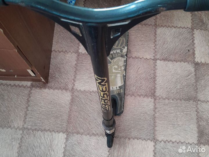 Трюковой самокат