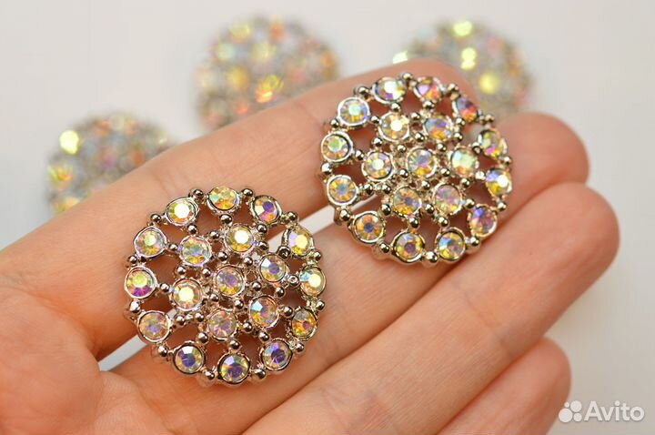 Пуговицы 28 мм