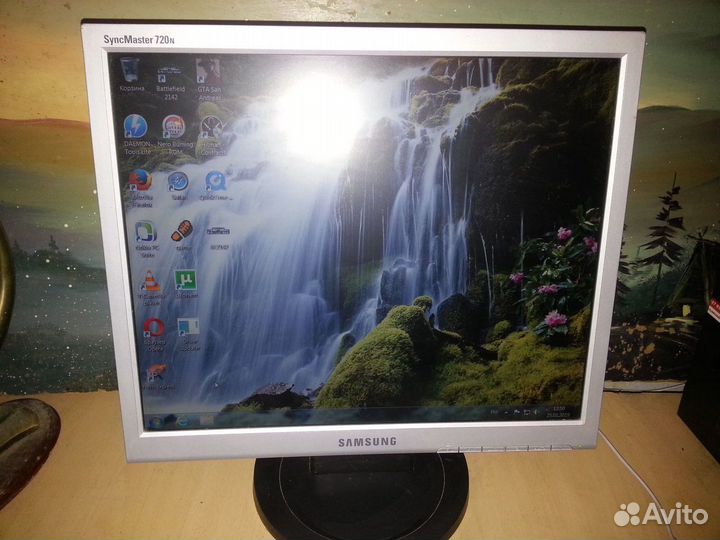 Samsung SyncMaster 720N