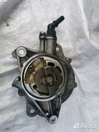 Вакуумный насос EP6 Peugeot 308