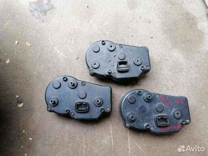 Приборка yamaha r6 99 16