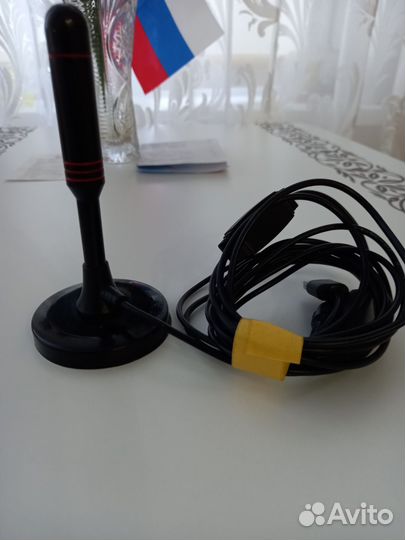 Комнатная антенна для телевизора