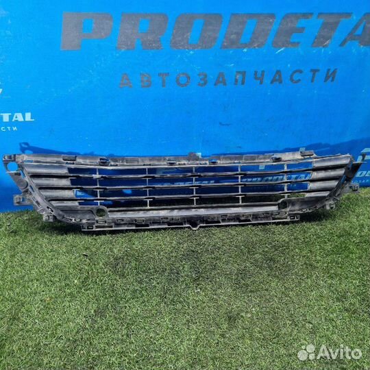 Решетка радиатора Citroen C4
