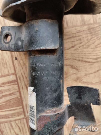 Передние стойки mazda 3