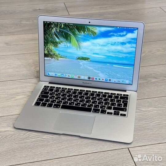 Apple MacBook Air 13 дюймов 2017 i7 / 8 / 500 SSD