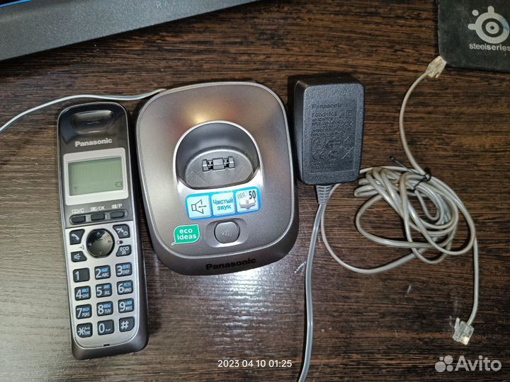 Беспроводной телефон Panasonic KX-TG2511RU