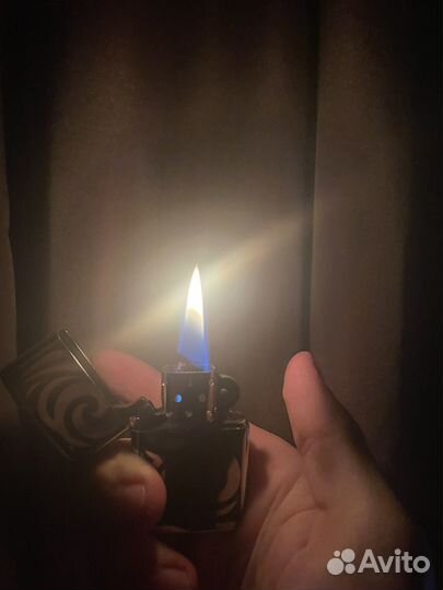 Зажигалка бензиновая zippo