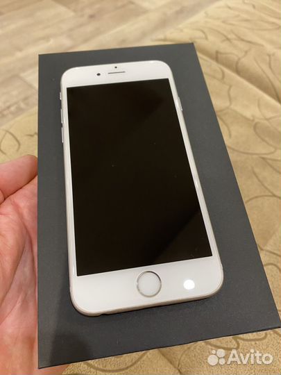 iPhone 6S, 32 ГБ