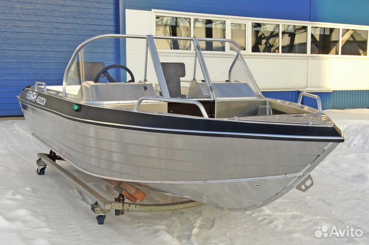 Новая моторная лодка Неман 450 DCM