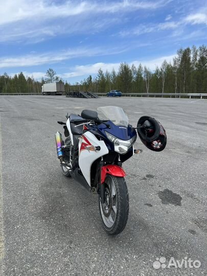 Honda cbr 250 r