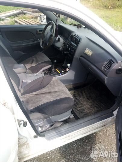 Hyundai Sonata, 1999