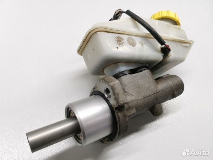 Главный тормозной цилиндр Chevrolet Aveo T250 1.6