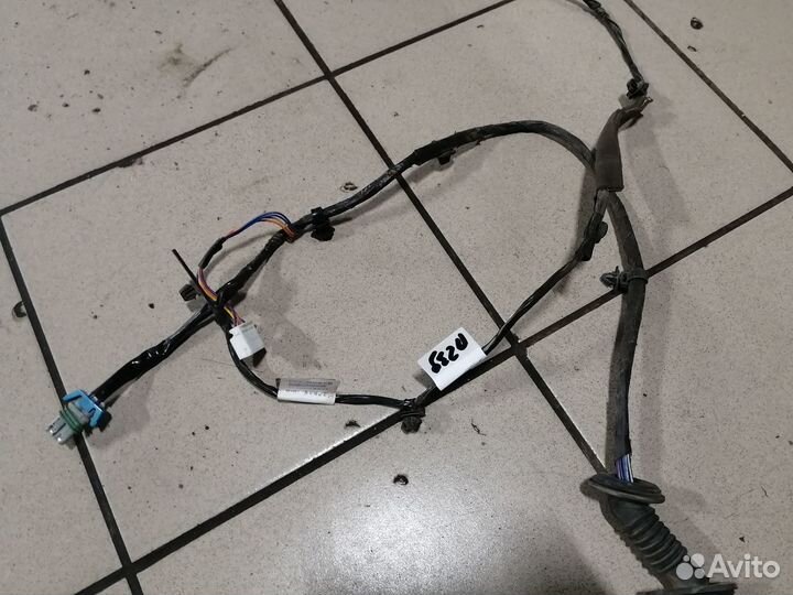 Проводка задней левой двери Geely Emgrand EC7