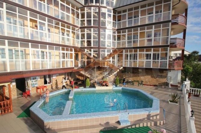 Комната 16 м², 1/4 эт.