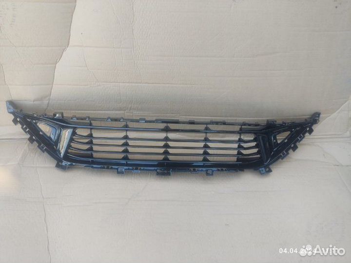 Решетка в бампер передняя Geely Coolray SX11