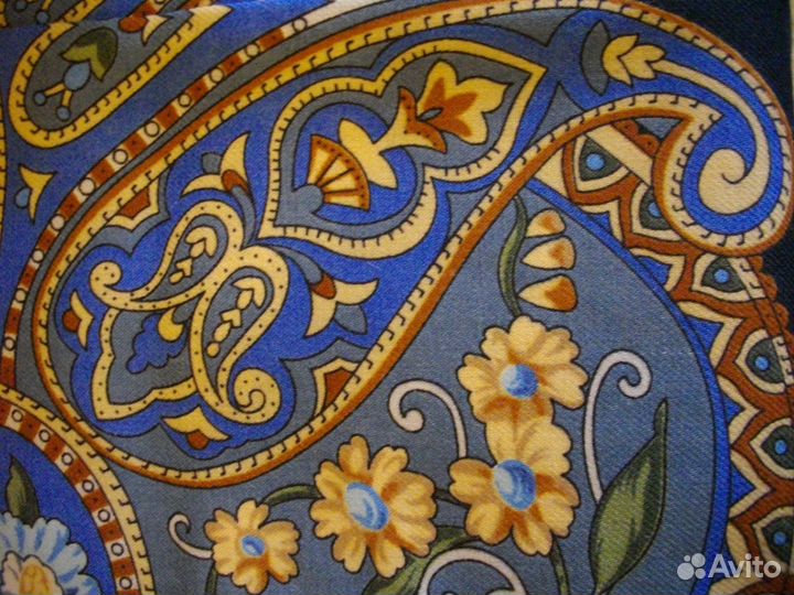 Павловопосадская шаль и платок