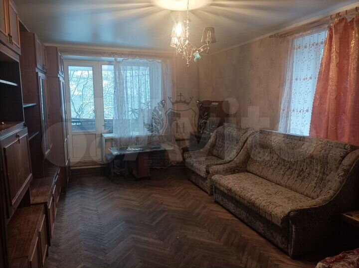 Комната 23 м² в 4-к., 4/4 эт.