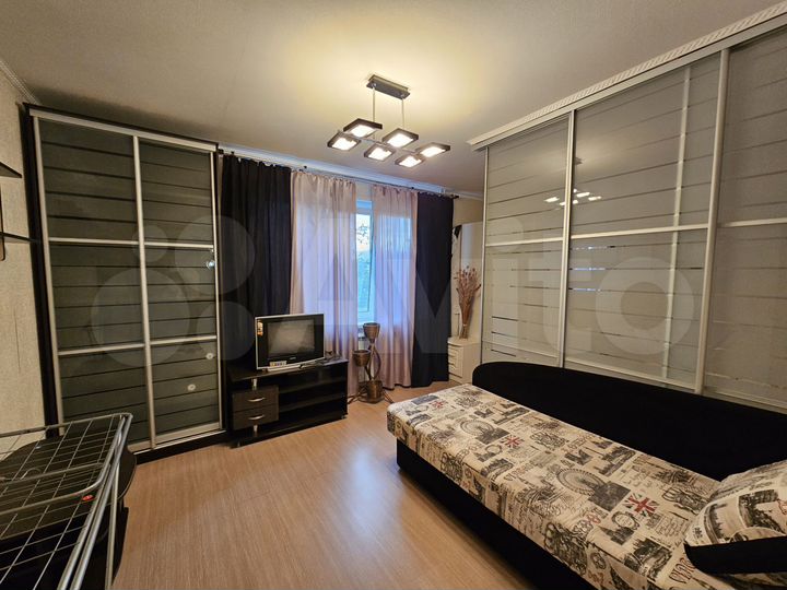 1-к. квартира, 43 м², 1/5 эт.