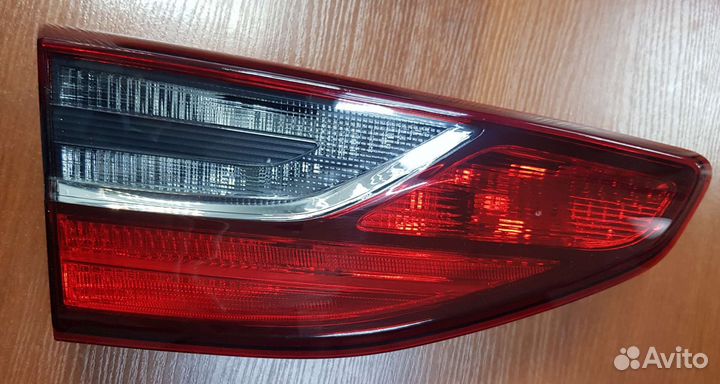 Фонарь внутренний левый Kia Ceed 2018 идеал