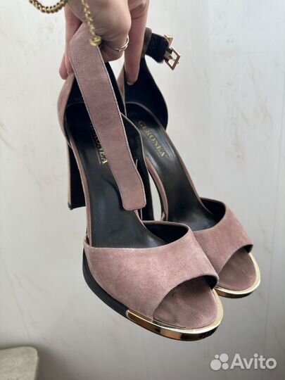 Пудровые туфли 38