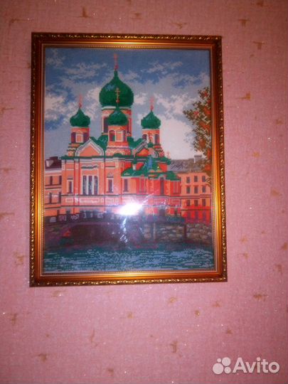 Картина церковь вышита крестом