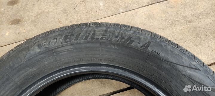 Yokohama BluEarth AE50 SUV 215/65 R17 99V