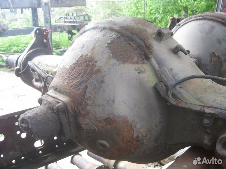 Корпус заднего моста R780 1413993 ADA1100 барабан