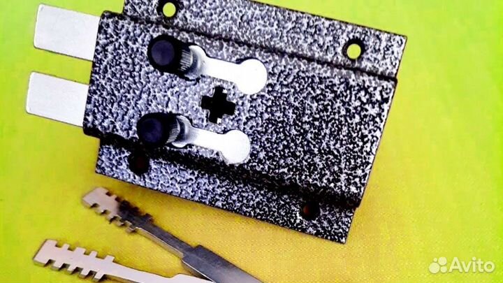 Вскрытие дверных замков квартир домов автомобилей