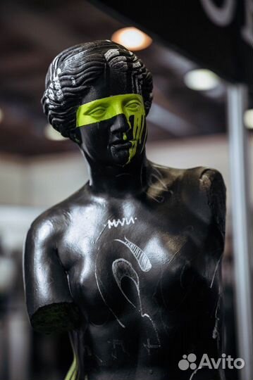 Дизайнер интерьера, граффити художник