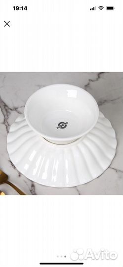 Ваза фарфоровая диам 21.5мм