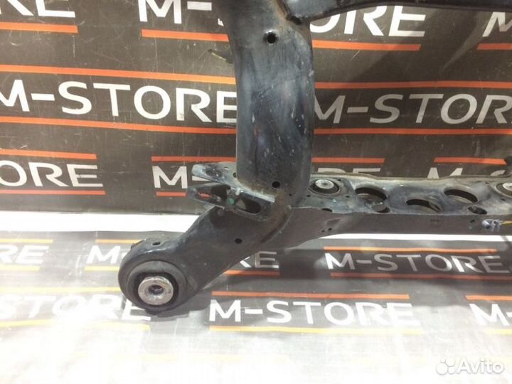 Балка поперечная (подрамник) задняя Mercedes-Benz