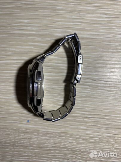 Часы Casio WVA-M650D-1A