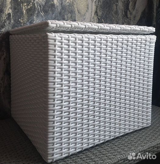 Корзина для игрушек из ротанга