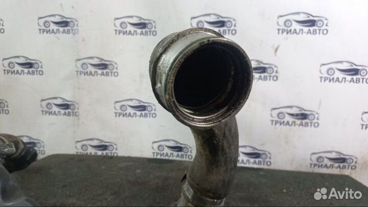 Патрубок интеркулера Tiguan