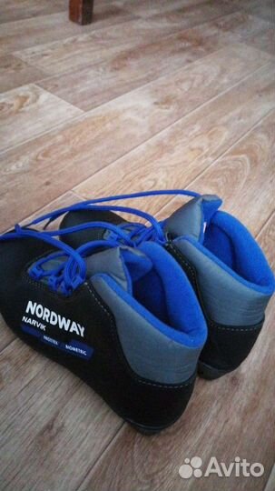 Лыжные ботинки 36 р