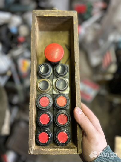 Кнопки для сверлильного станка 2м112 СССР