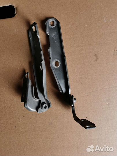 Петли капота Audi A6/Allroad C5