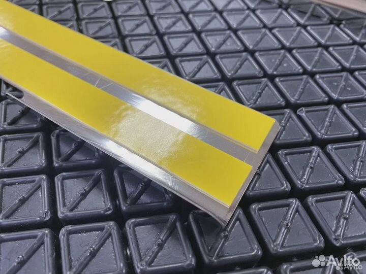 Накладки на пороги салона Chevrolet Spark 2010+