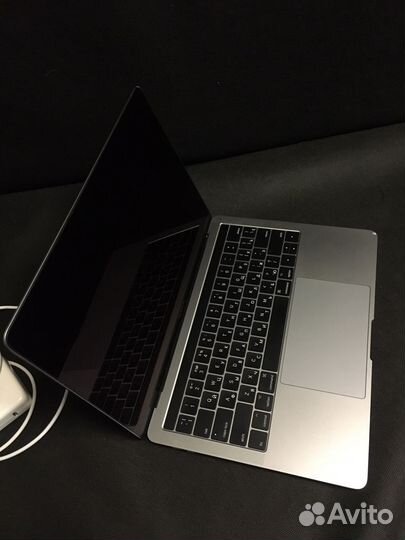 Macbook pro 13 2017 a1706