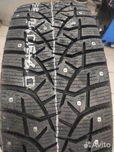 Bridgestone Blizzak Spike-02 205/60 R16 92T
