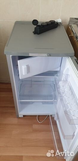 Холодильник Бирюса