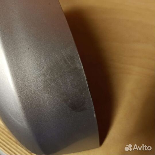 Продам накладку зеркала левая для Форд Фокус 3