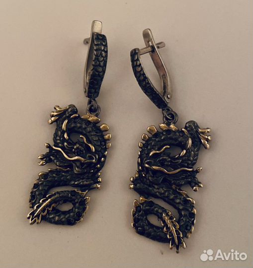 Серебряный набор «Драконы»