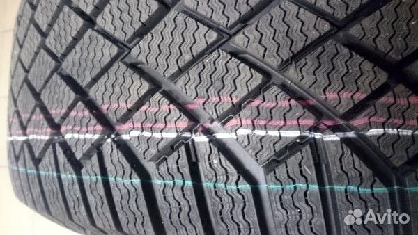 Continental ContiVikingContact 7 215/65 R16 102T