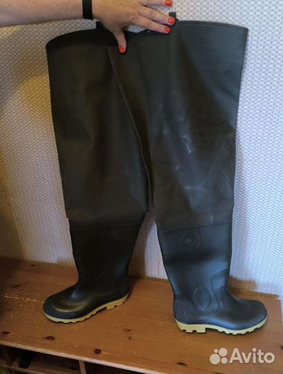 Резиновые сапоги рыбацкие(бродни) размер 42 евро
