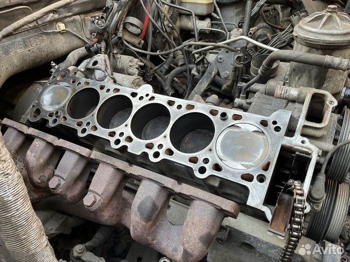 Низ в сборе M50B25 без ванос Е34